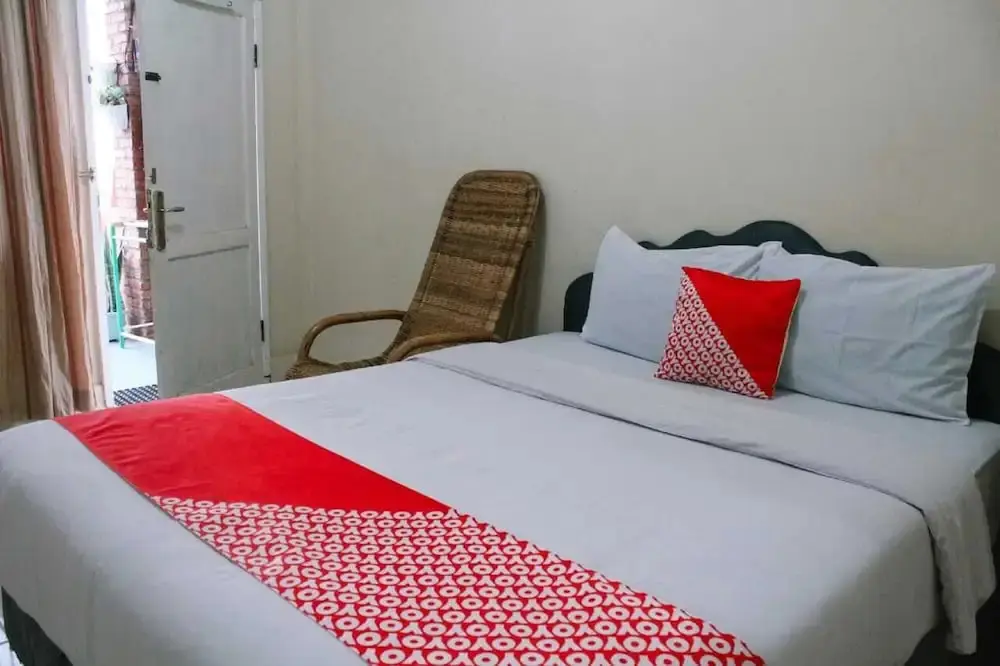 Берастаги: Berastagi Backpacker Rooms by OYO Rooms