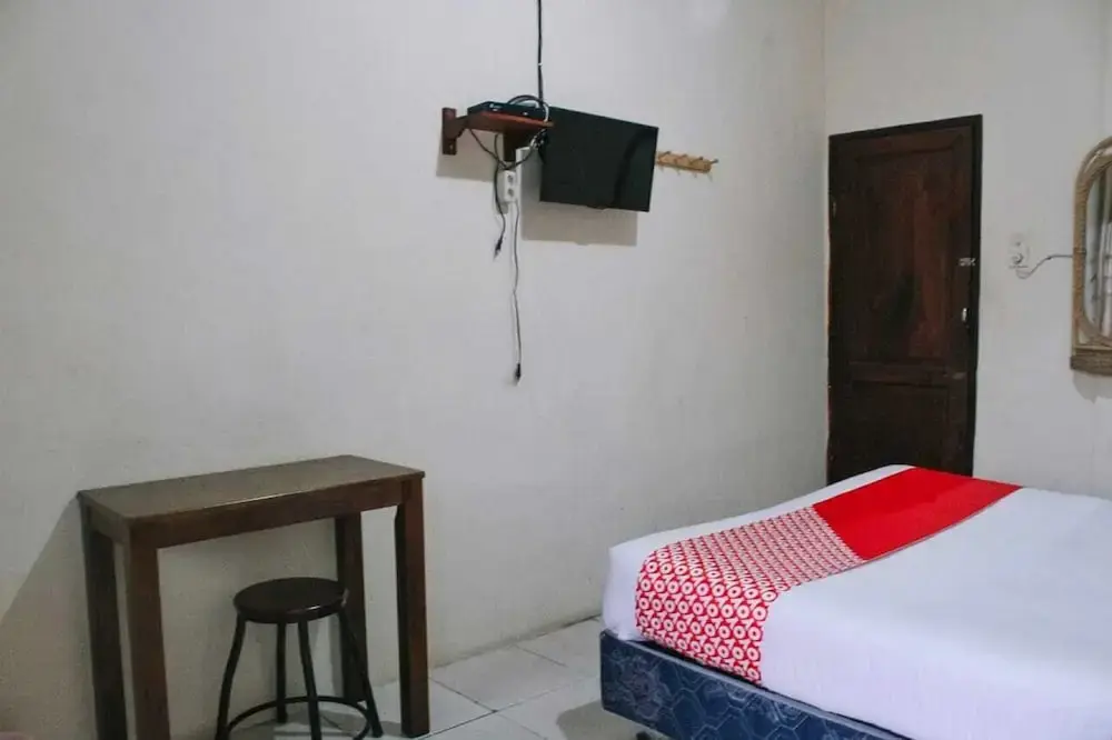 Берастаги: Berastagi Backpacker Rooms by OYO Rooms