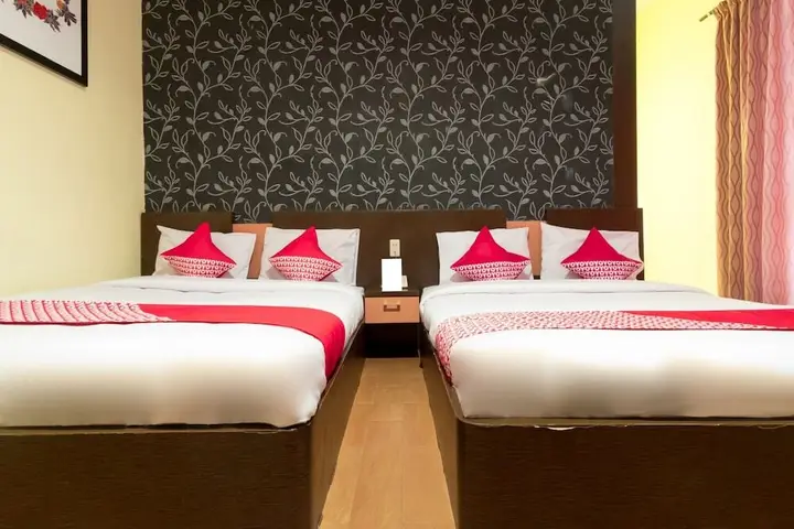 Озеро Тоба: Thyesza Hotel by OYO Rooms