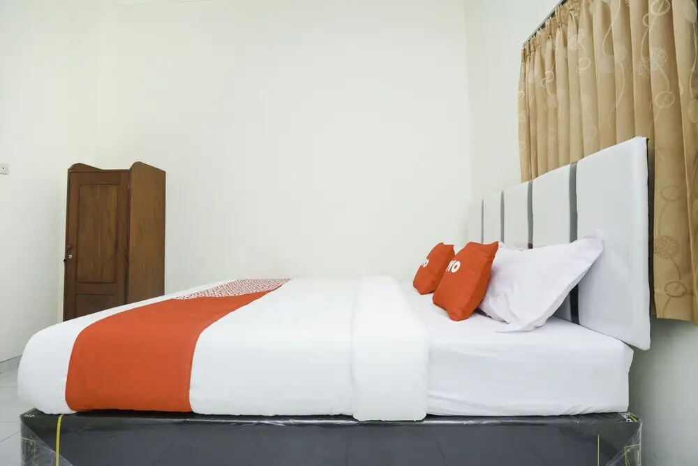 Penginapan Anggrek Syariah 2 by OYO Rooms — фото 1