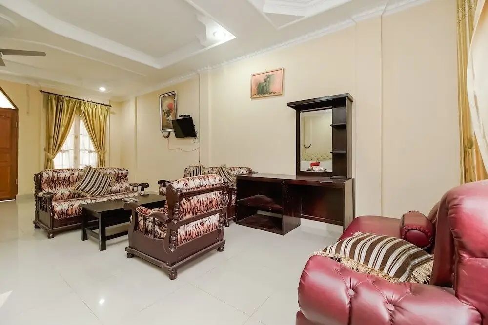 Озеро Тоба: Wisma Sibayak Guest House by RedDoorz