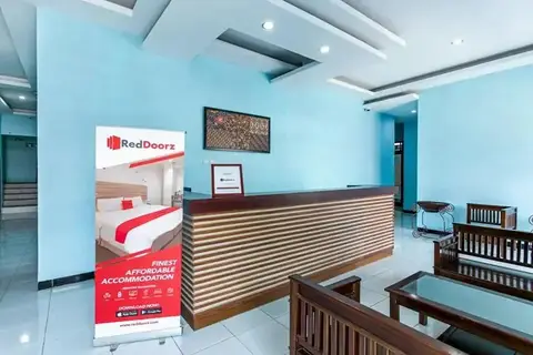 Rumah Pelangi by RedDoorz — фото 1