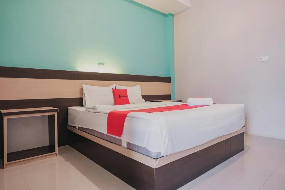 Бенгкулу: Grand Mentari Guest House by RedDoorz