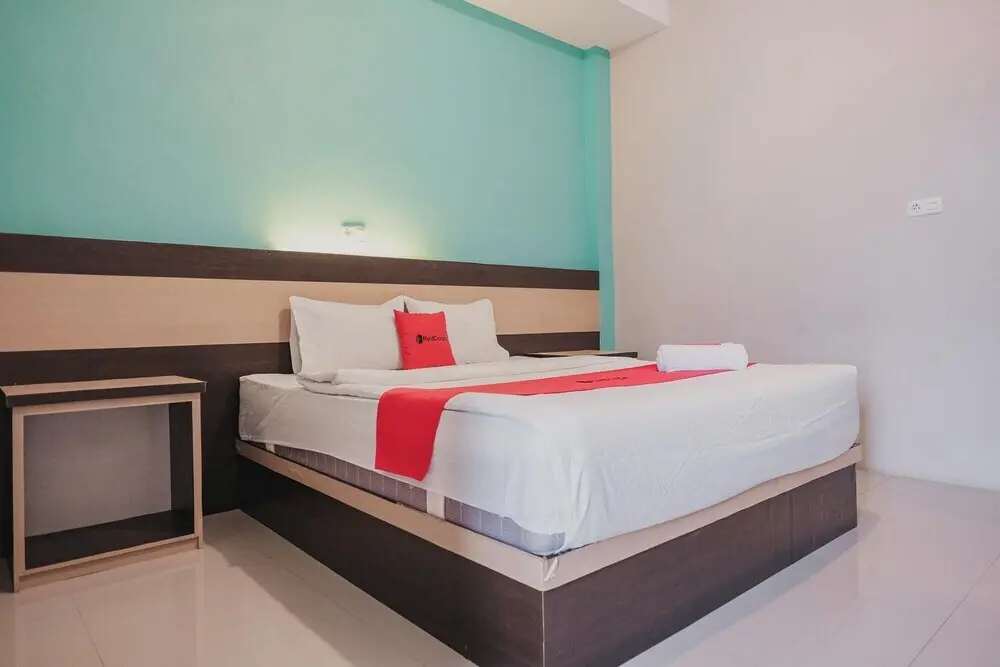 Бенгкулу: Grand Mentari Guest House by RedDoorz