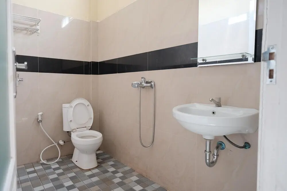 Бенгкулу: Grand Mentari Guest House by RedDoorz