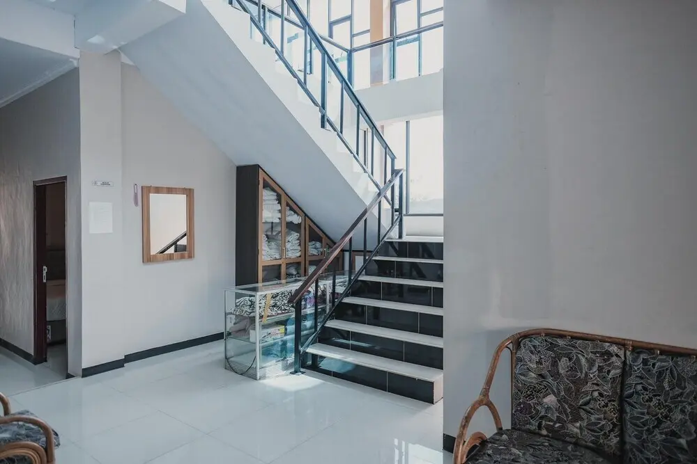 Бенгкулу: Grand Mentari Guest House by RedDoorz