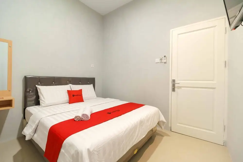 Петумбак: RedDoorz @ Helvetia Medan 2
