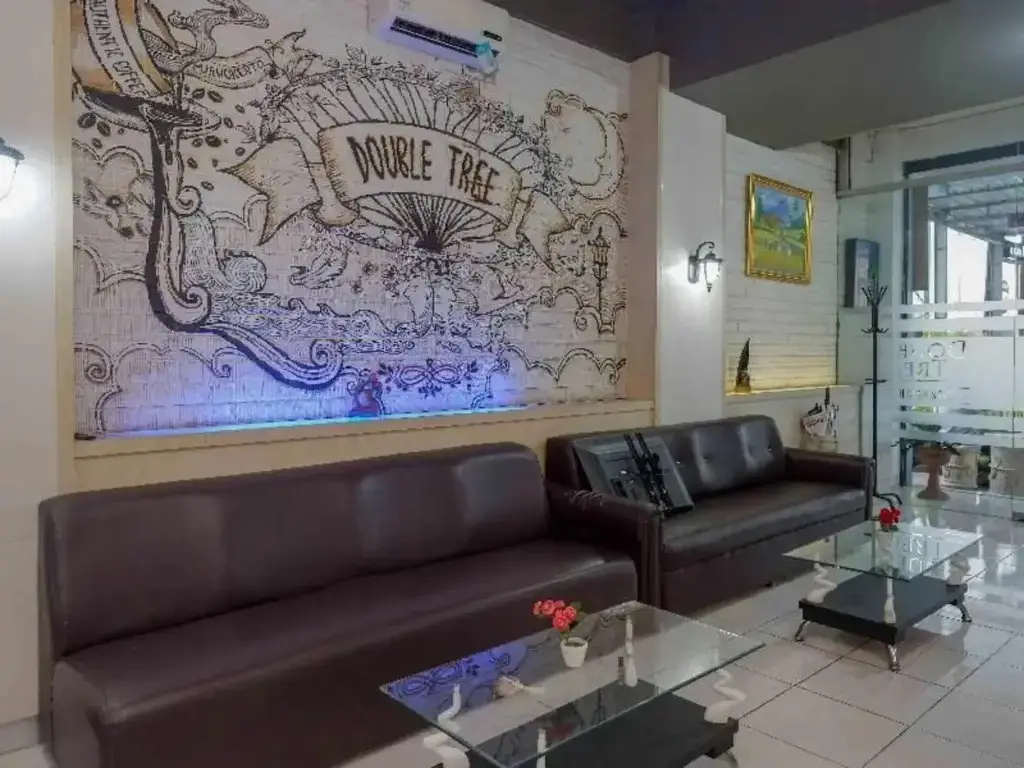 Пурвокерто: Urbanview Hotel Double Tree Purwokerto by RedDoorz
