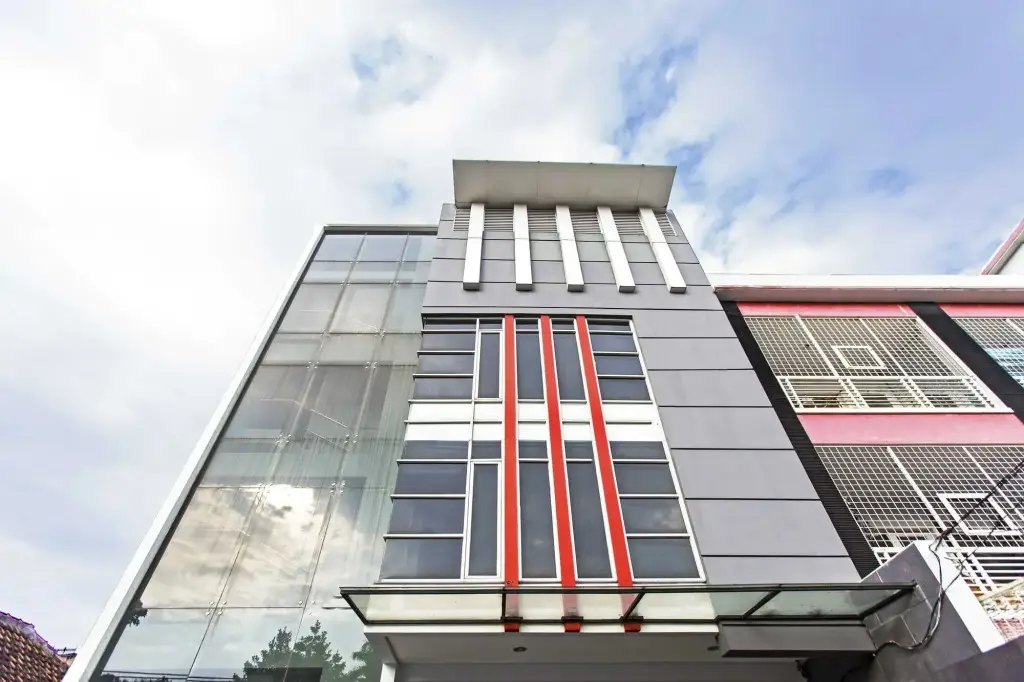 Wisma 9 by RedDoorz — фото 1