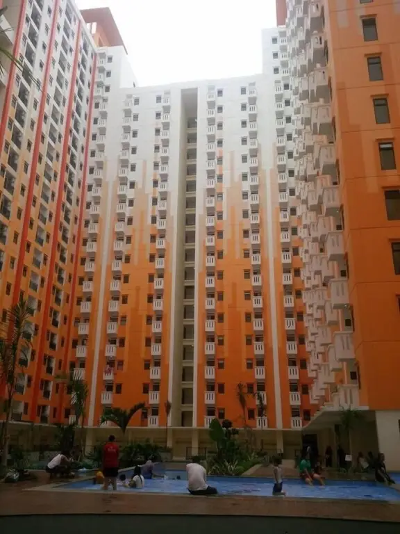 Бекаси: WhiTe RooMs Bekasi