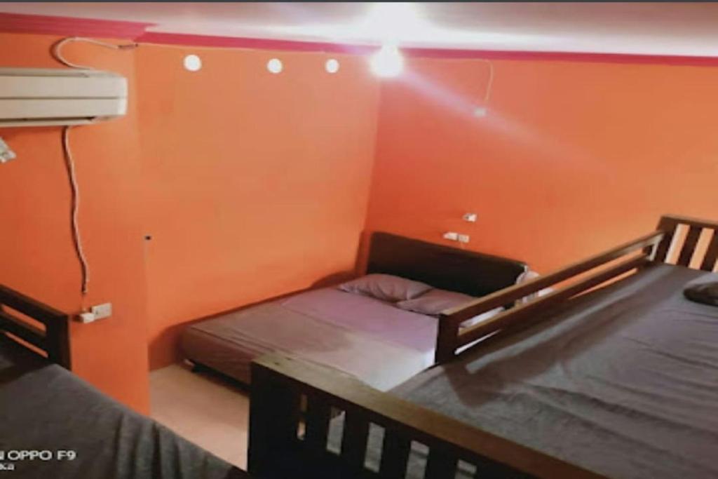 Баньюванги: Karangasem Dormitory