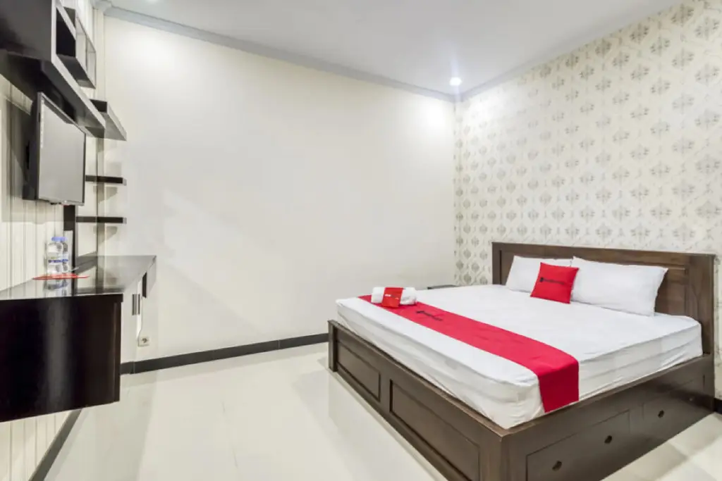 Батуретно: Cozy Stay Hotel Syariah by RedDoorz