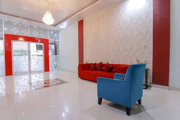 Медан: Ratu Residence by OYO Rooms