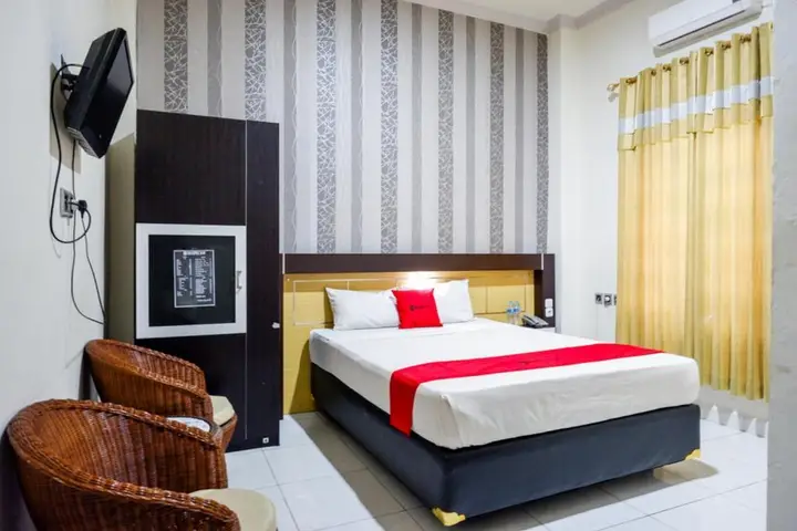 Палу: RedDoorz @ Hotel Bumi Palupy