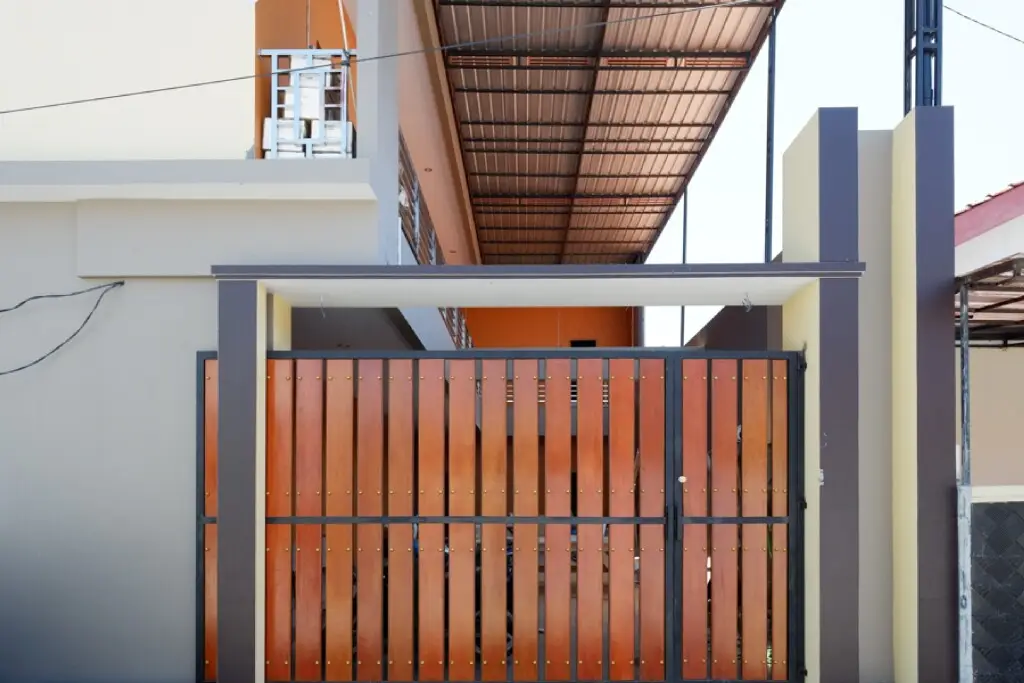 Тегал: RedDoorz Syariah near Stasiun Tegal
