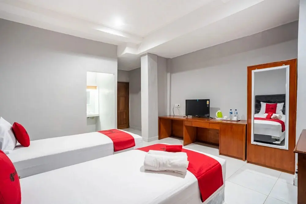 Денпасар: RedDoorz Syariah near Puri Agung Denpasar