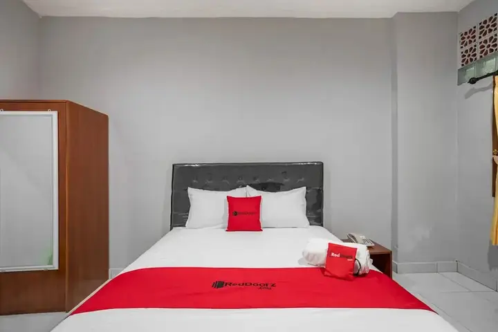 Денпасар: RedDoorz Syariah near Puri Agung Denpasar