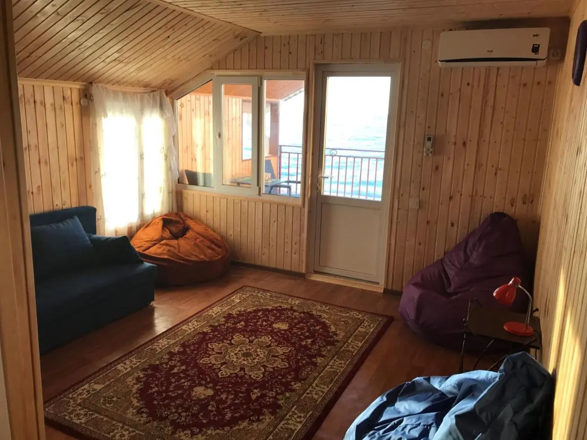 Голубицкая: Vacation Homes in Truzhenik Morya