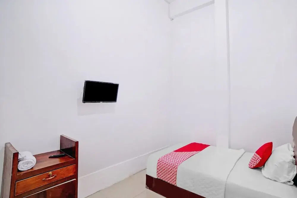 Медан: Sepakat Guest House by OYO Rooms