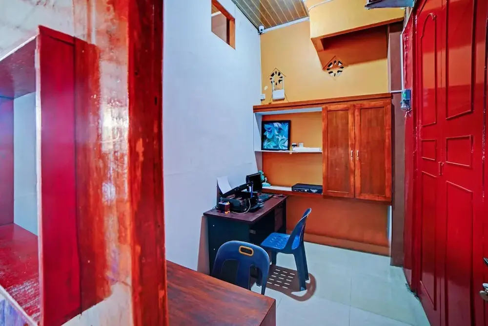 Медан: Sepakat Guest House by OYO Rooms