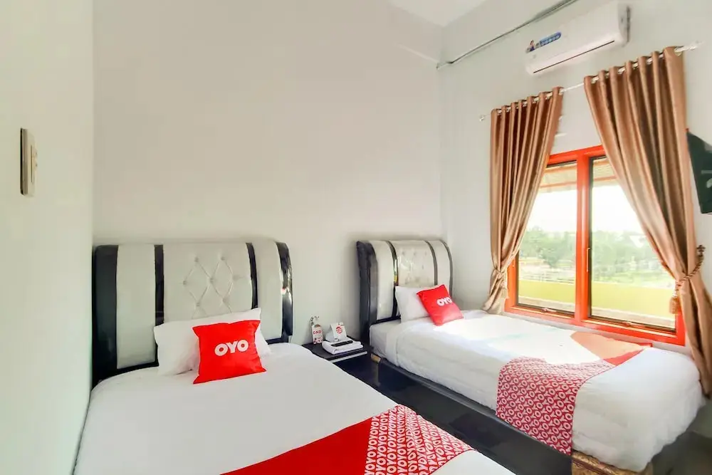 Медан: Shinta Guesthouse by OYO Rooms