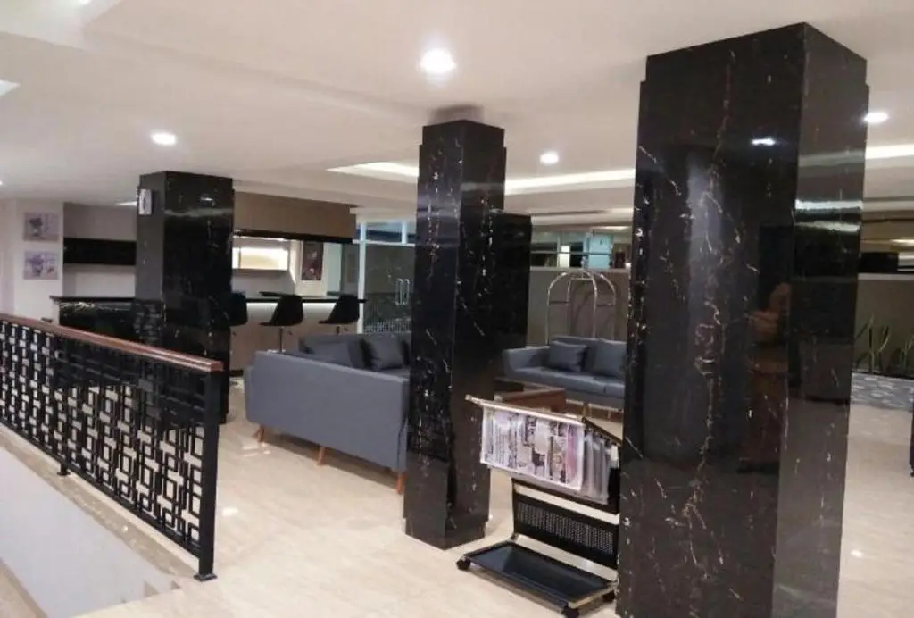 Лубуклингау: Amazing Riverside Hotel
