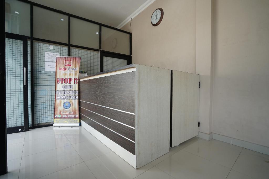 Лубуклингау: Indo Hotel by OYO Rooms