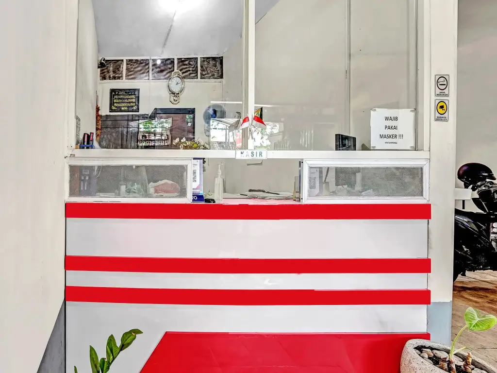 Сурабая: Anak Mama Guesthouse by OYO Rooms