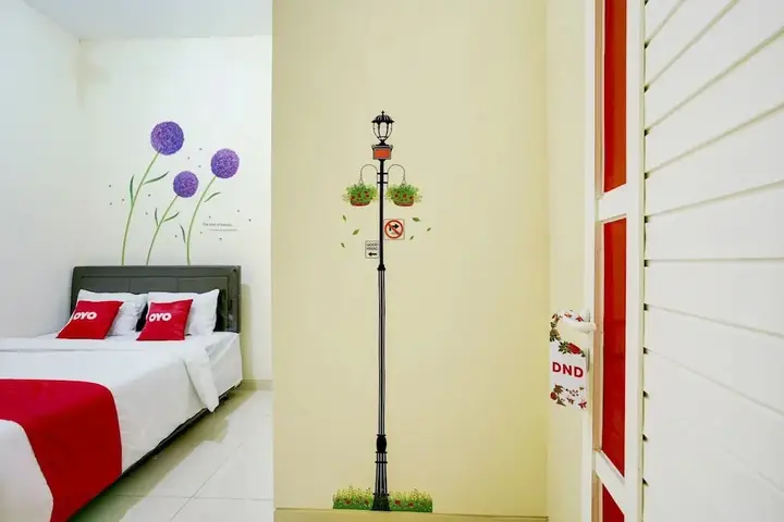 Сурабая: Innapp Tenggilis Family Residence by OYO Rooms
