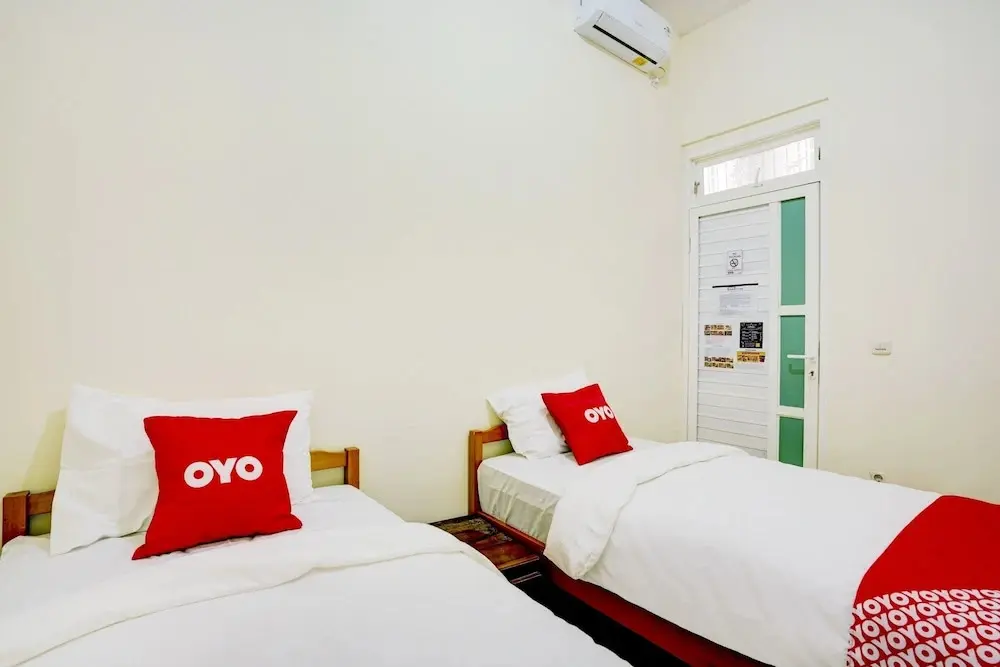 Сурабая: Innapp Tenggilis Family Residence by OYO Rooms