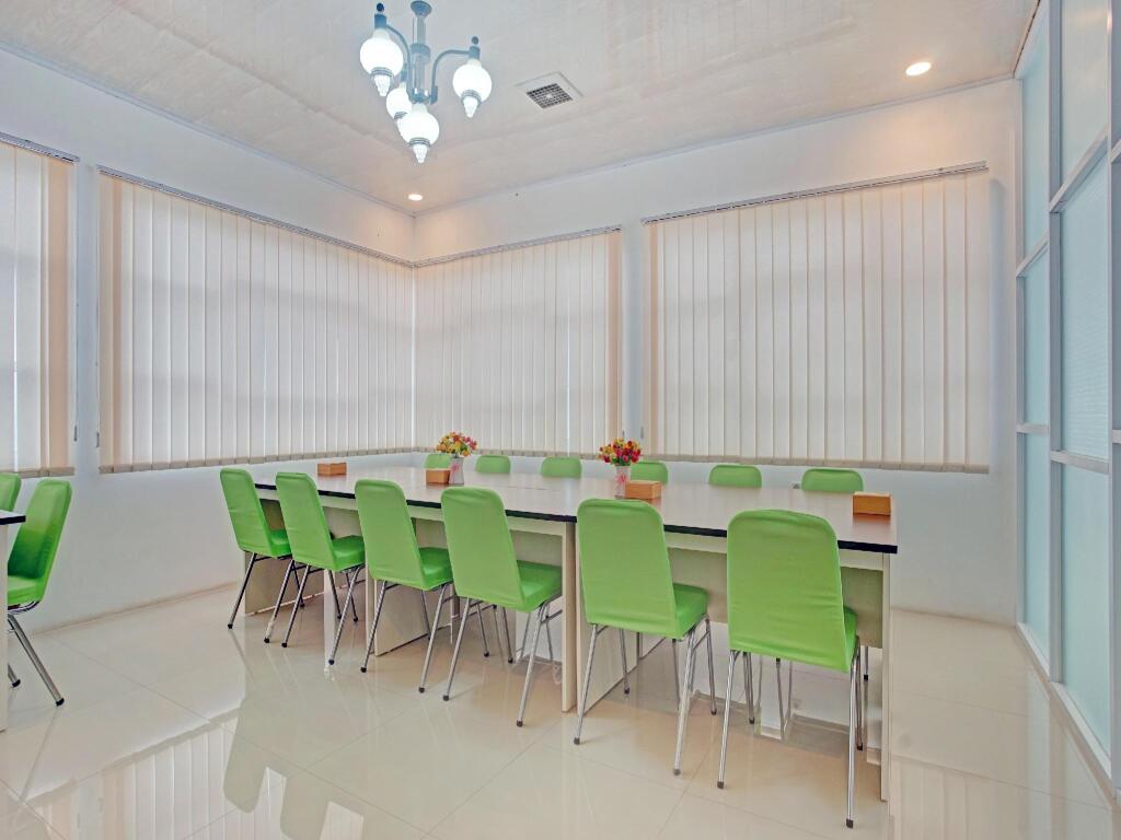 Принсеву: Pringombo Homestay 2 Syariah by OYO Rooms