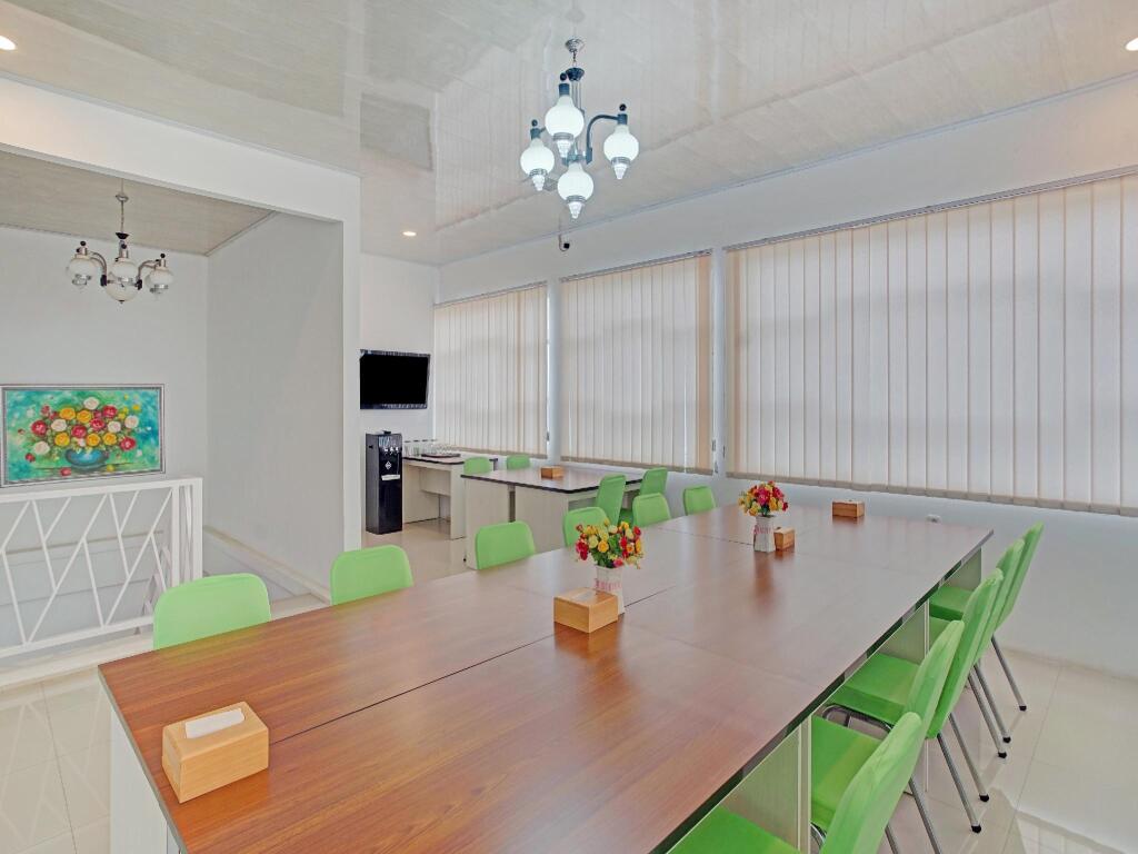 Принсеву: Pringombo Homestay 2 Syariah by OYO Rooms
