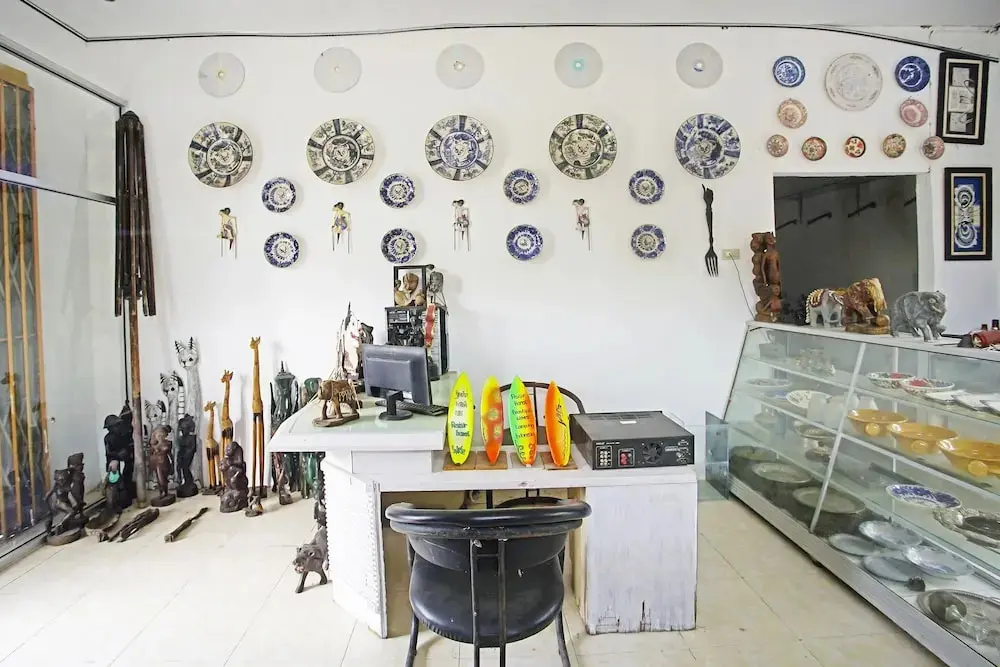 Мерак Белантунг: Fidel Caestro Homestay by OYO Rooms