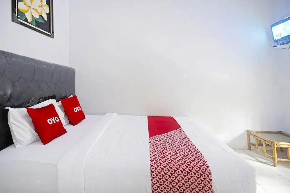 Мерак Белантунг: Fidel Caestro Homestay by OYO Rooms