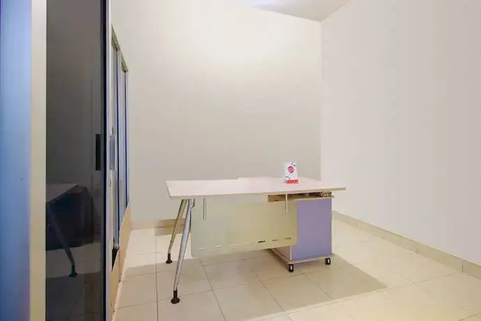 Джокьякарта: OYO 3083 D Kost 3 Syariah