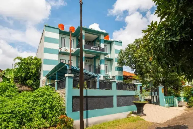 Караванг: Cathaleya Homestay Syariah by OYO Rooms