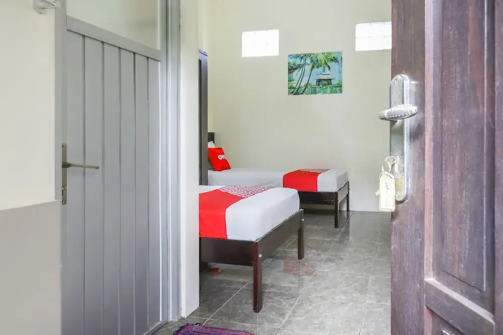 Баликпапан: Dfarys Gh Syariah by OYO Rooms