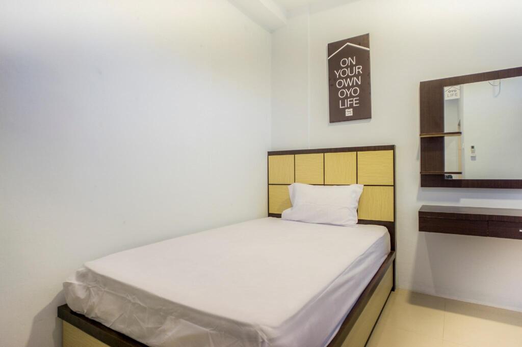 Медан: Rose House by OYO Rooms