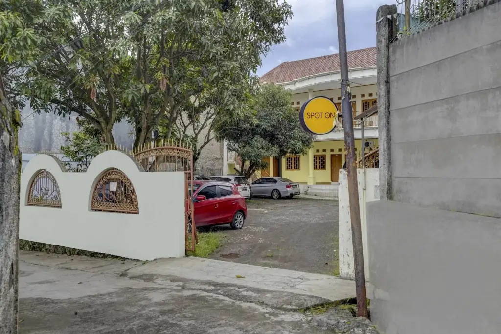 Сумеданг: Pondok Kuning by OYO Rooms