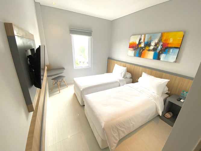 Гресик: Front One Hotel Gresik