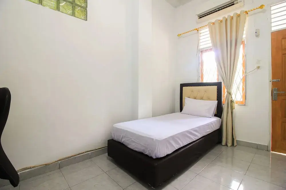 Пеканбару: Kost Daya by OYO Rooms