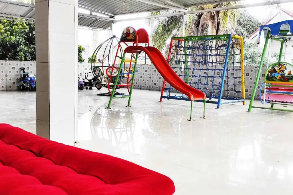 Бату: Pertiwi Guest House