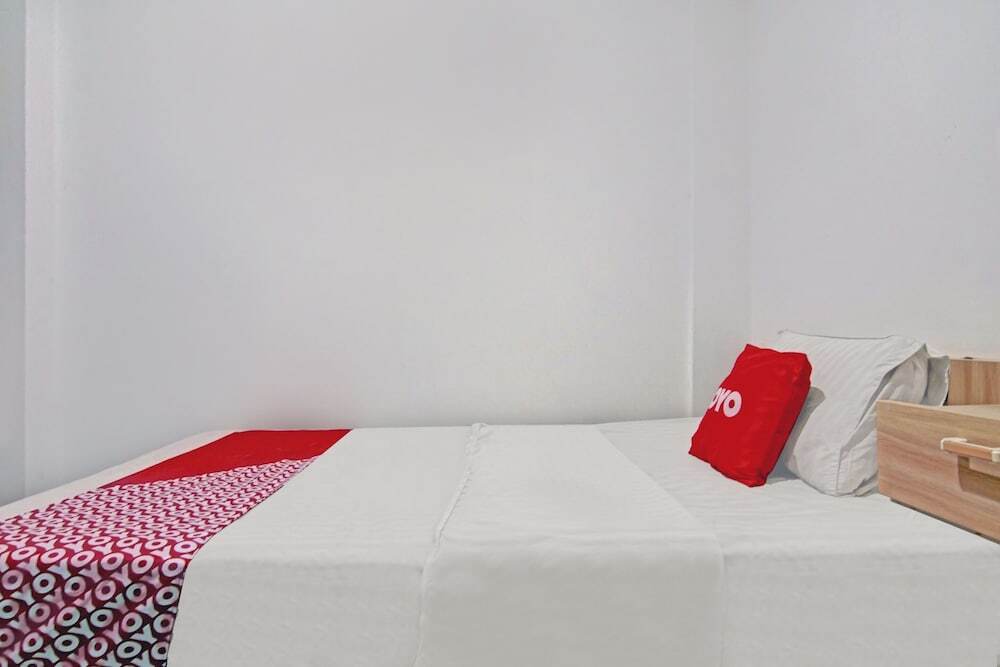 Джакарта: Family Residence by OYO Rooms