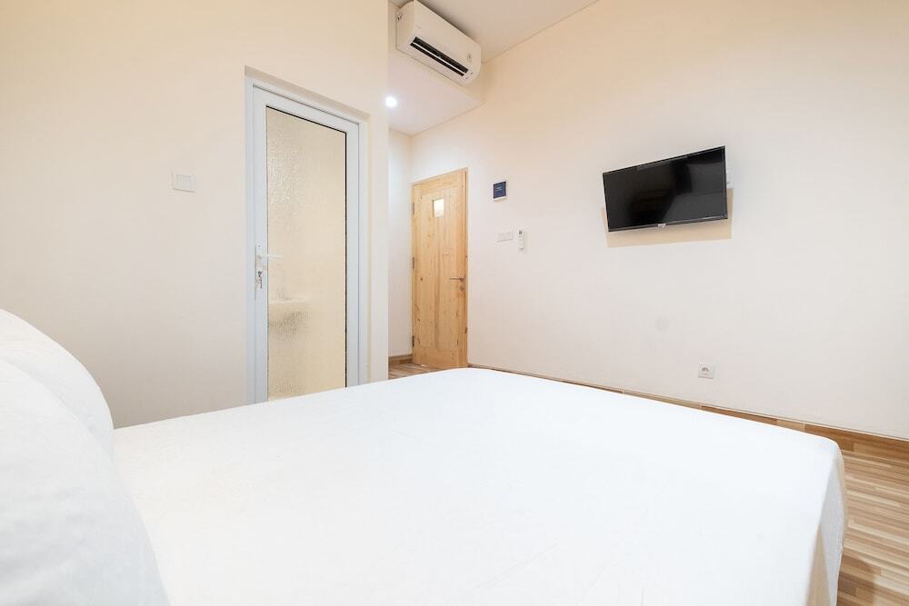 Депок: Sari Panguripan BY OYO Rooms