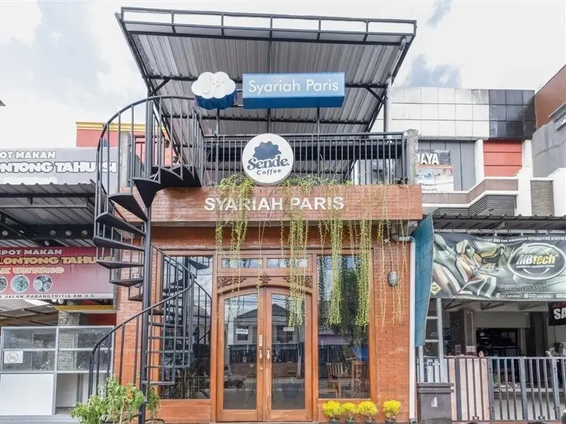 Джокьякарта: Paris Syariah OYO Rooms