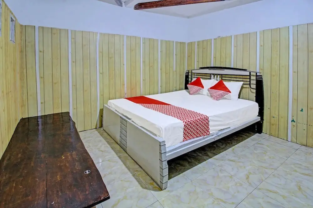 Джомбанг: Coupis Guesthouse by OYO Rooms