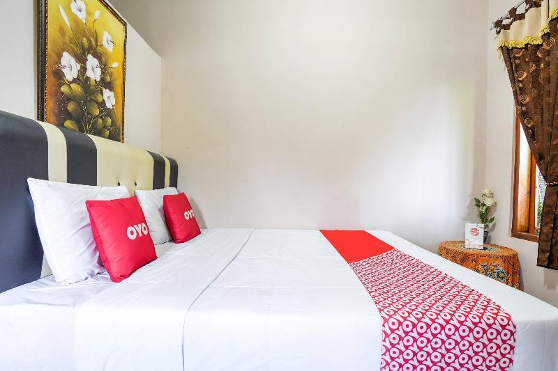 Чиатер: Pondok Yanti by OYO Rooms