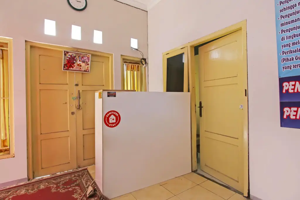 Тегал: Al Fatih Guest House Syariah by OYO Rooms