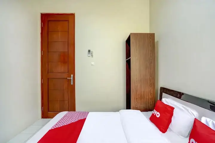 Сурабая: Anugrah Rr Syariah by OYO Rooms