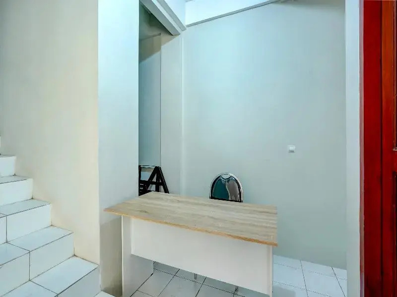 Сурабая: Anugrah Rr Syariah by OYO Rooms